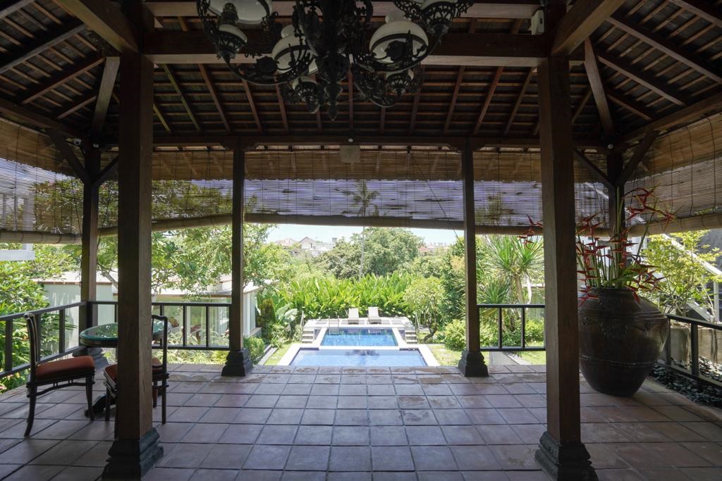 vinyl lantai di bali