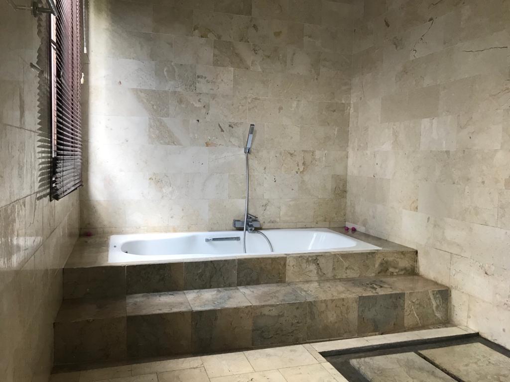 Villa dijual di Pecatu Graha, Kuta, Badung