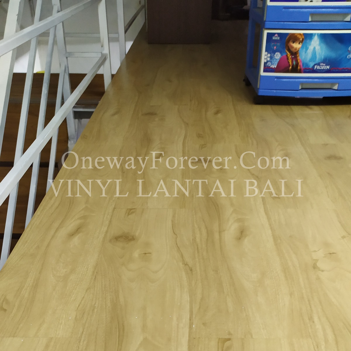 vinyl lantai di bali